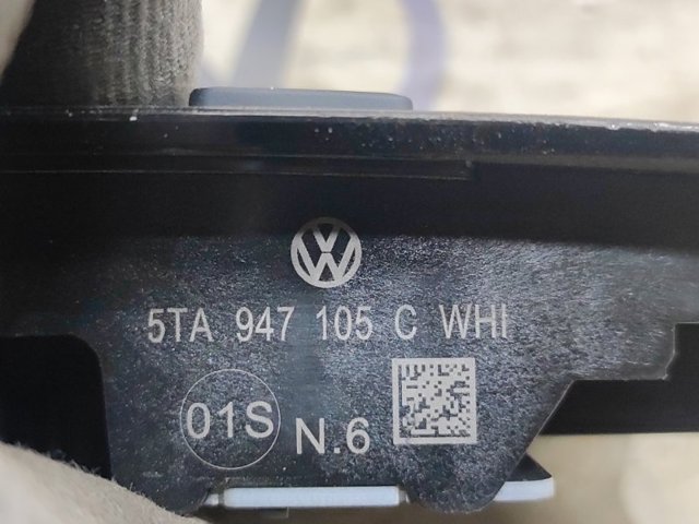 5TA947105C Плафон освещения салона (кабины) купить Николаев