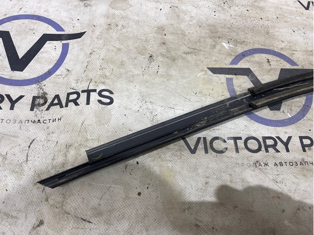 TOYOTA 757200R050 в наличии Кривой Рог