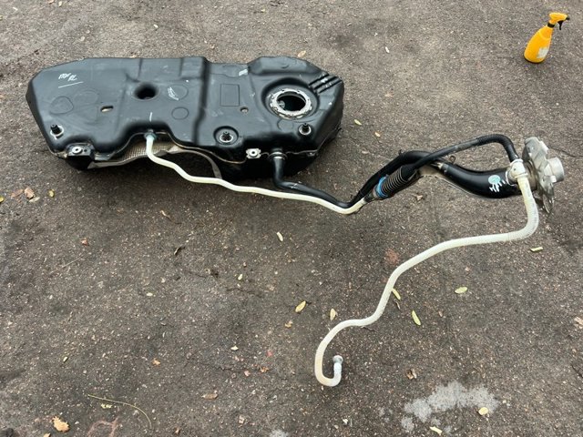 VAG 80A201060BA Бензобак в наличии Сумы