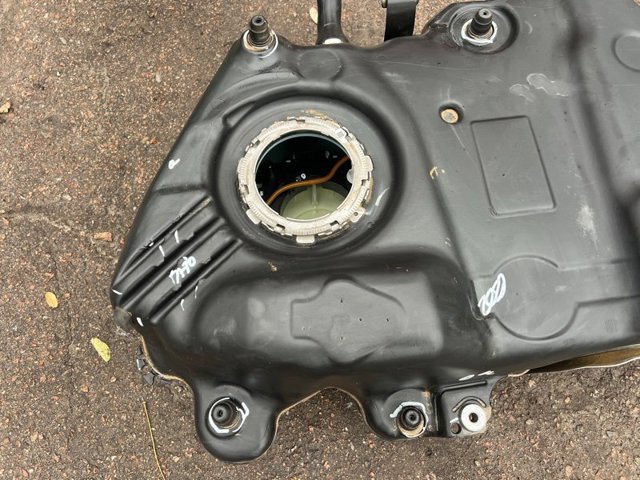 80A201060BA Бак топливный купить Запорожье
