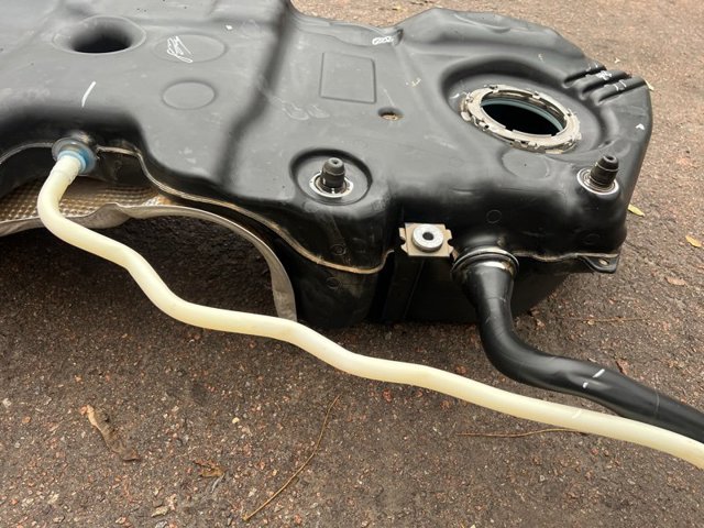 80A201060BA VAG Бак топливный купить в Запорожье