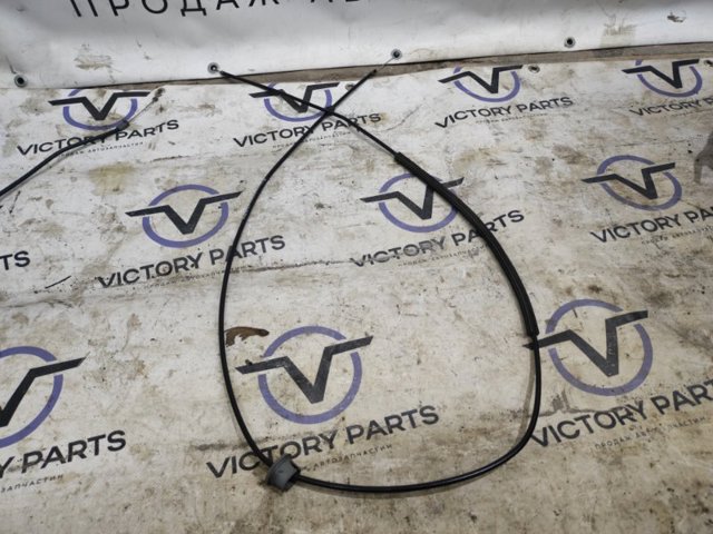 VAG 83B823535A Трос открывания капота задний в наличии Украина