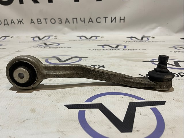 VAG 8K0407510M Верхний рычаг в наличии Черновцы