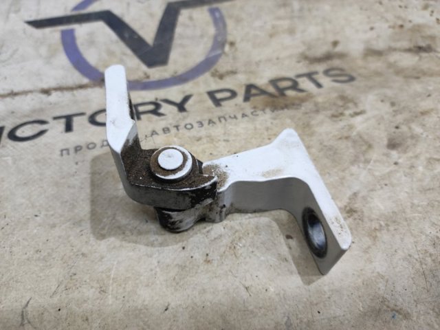 8S0833404A VAG Петля двери передней правой купить в Черновцы