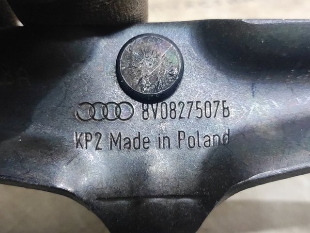 8V0827507B VAG Петля-зацеп (ответная часть) замка двери задней (багажной 3/5-й) купить в Ровно