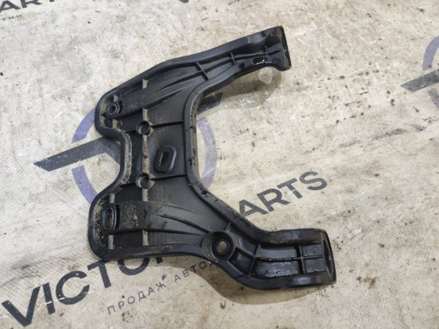 VAG 8W0121232L Кронштейн расширительного бачка в наличии Львов