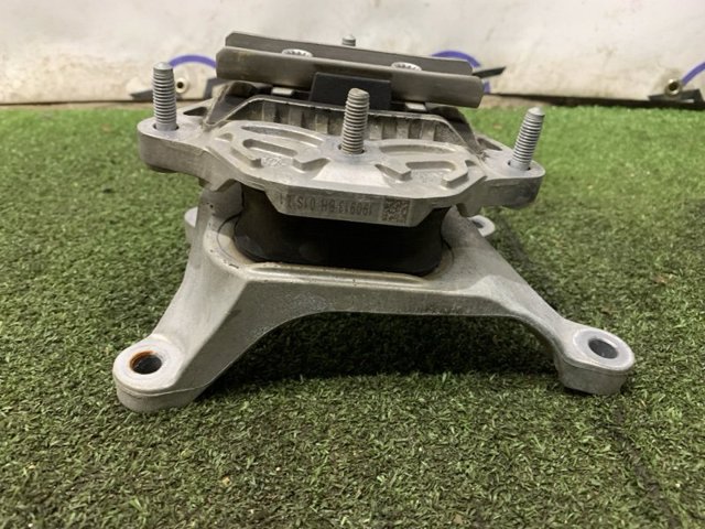 8W0399156BH VAG Подушка коробки передач купить в Каменское