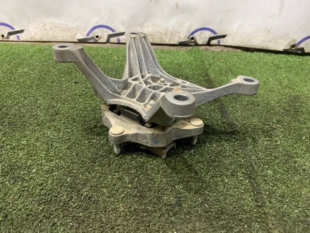 VAG 8W0399156BH Подушка коробки передач в наличии Каменское