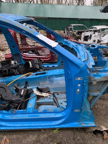 8W0803104A Лонжерон рамы передний правый купить Кривой Рог
