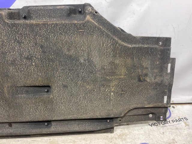 8W0825207C Защита днища левая купить Черкассы
