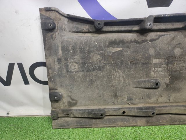 VAG 8W0825208B в наличии Запорожье