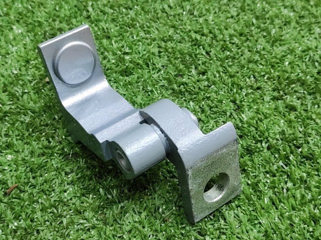8W0831403A VAG Петля двери передней левой купить в Ровно