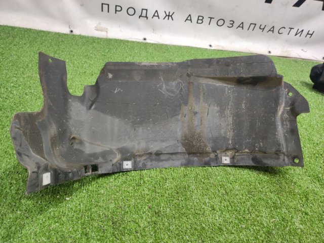 8W0853887E Подкрылок крыла переднего левый передний купить Житомир