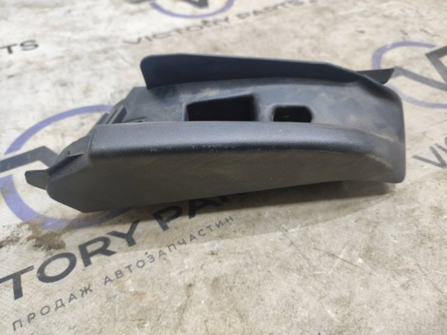 8W0857791 VAG купить в Харьков