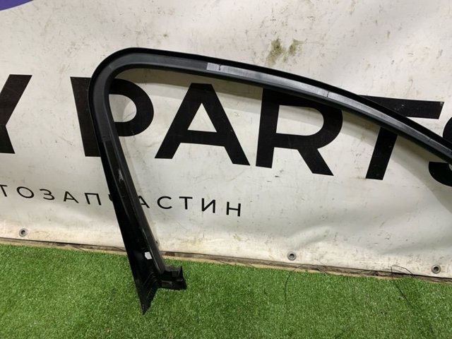 8W08676104PK VAG купить в Ирпень