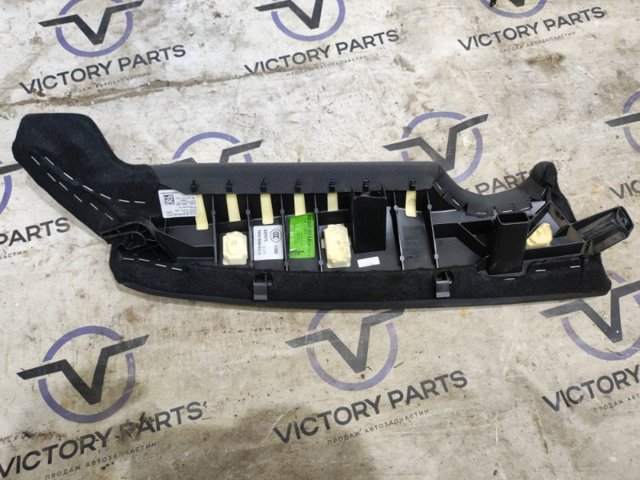 VAG 8W0885703AG38M в наличии Ужгород