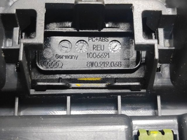 8W0919068 VAG купить в Житомир