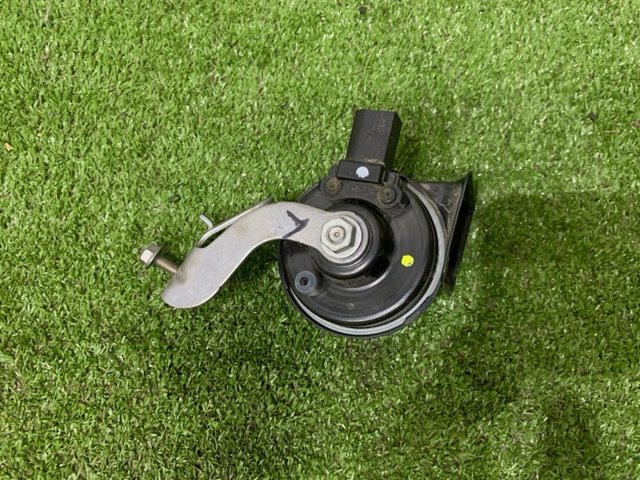 8W0951223 Звуковой сигнал купить Днепр