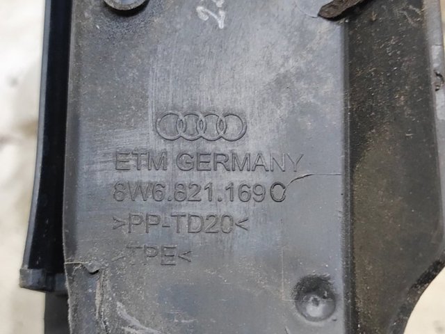 8W6821169C VAG Заглушка жабо боковая купить в Харьков