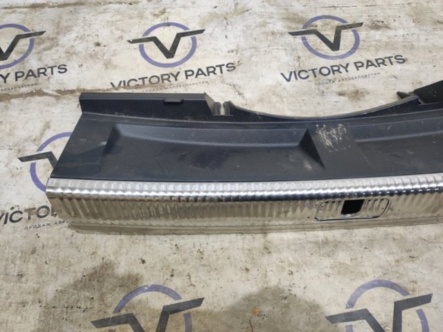 8W8864483C4PK VAG Облицовка задней панели багажника купить в Черновцы