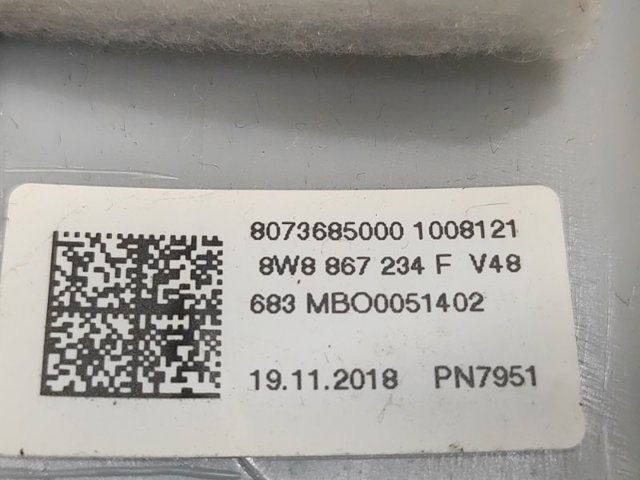 8W8867234FV48 Обшивка стойки кузова внутренняя передняя правая купить Чернигов