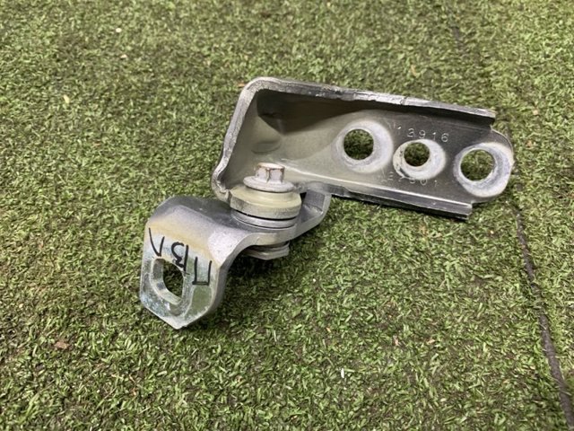 BB5Z7822801C FORD Петля двери передней левой купить в Харьков