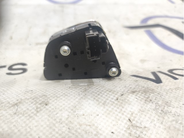 FORD DP5Z9C888BA в наличии Черновцы