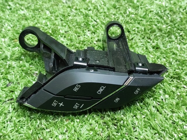 FORD DP5Z9C888CB в наличии Каменское