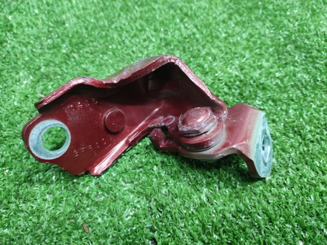 Петля задней правой двери DS7Z5426810B FORD