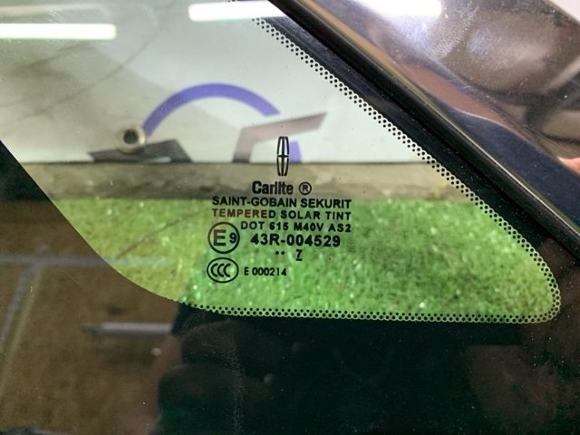 FORD HP5Z5429711C Стекло кузова (багажного отсека) левое в наличии Полтава
