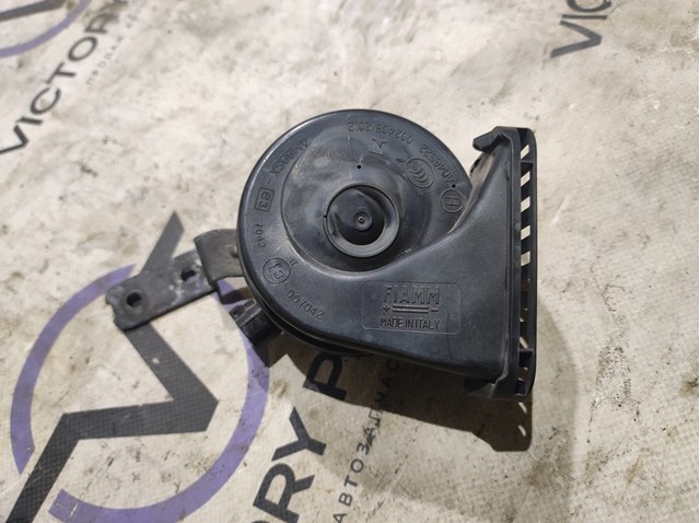 LAND ROVER HY3213801AA в наличии Украина