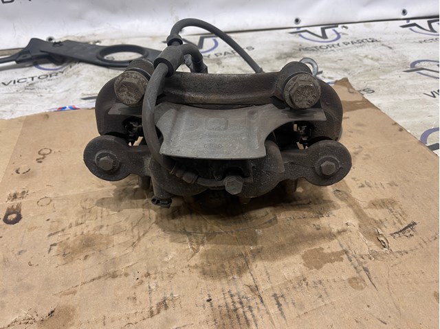 LR047905 LAND ROVER Суппорт тормозной передний левый купить в Черкассы