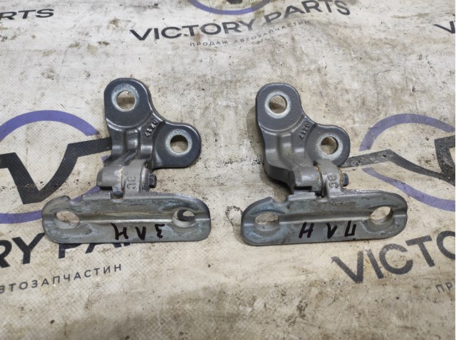 LR073596 LAND ROVER Петля двери передней левой купить в Сумы