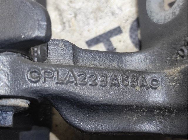 LAND ROVER LR073599 Петля двери передней правой в наличии Харьков
