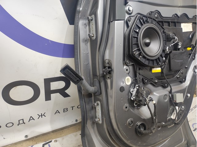 LAND ROVER LR080197 Дверь задняя правая в наличии Хмельницкий