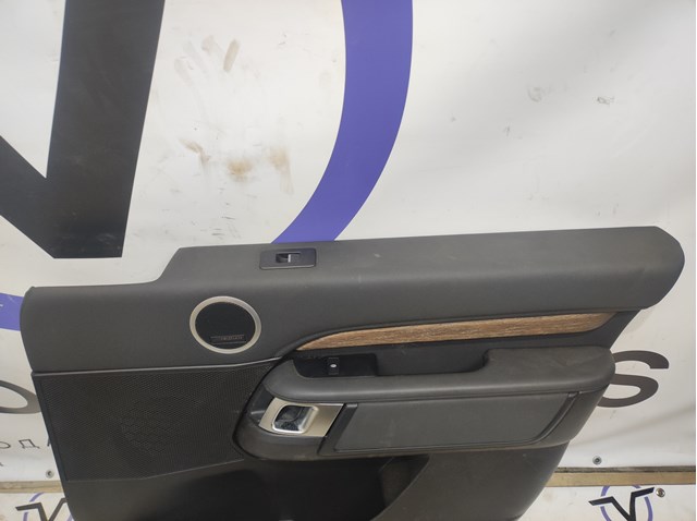 LAND ROVER LR082018 в наличии Полтава