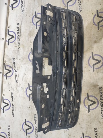 LR083008 LAND ROVER Решетка радиатора купить в Львов