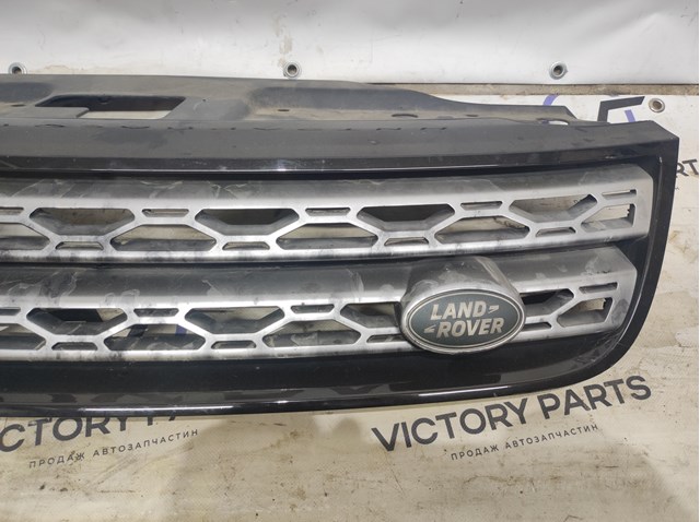 LR083008 LAND ROVER Решетка радиатора купить в Чернигов