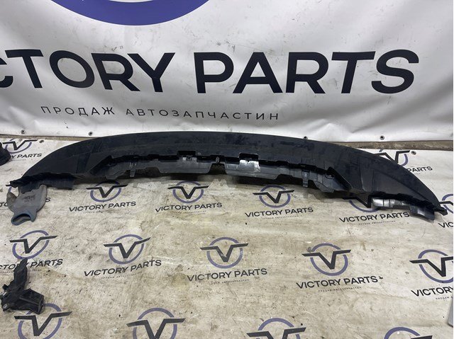 LAND ROVER LR083117 Кронштейн бампера переднего в наличии Ровно