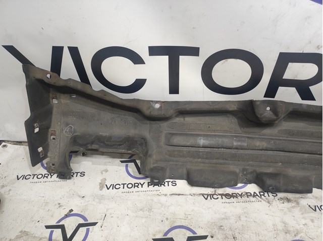 LR090564 LAND ROVER Защита днища правая купить в Хмельницкий