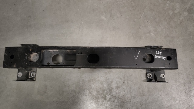 Усилитель переднего бампера  LR080004 LAND ROVER