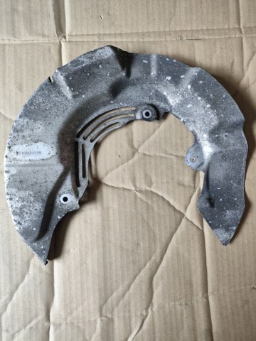 Пыльник тормозного диска переднего LR118812 LAND ROVER