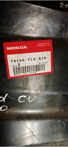 74100TL0G10 HONDA Подкрылок передний правый купить в Ирпень