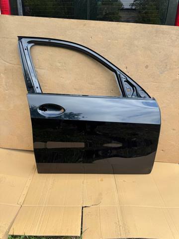 Пассажирская передняя дверь 41518738552 BMW