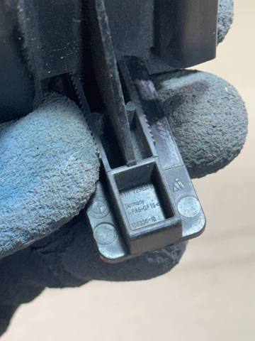 51117296308 BMW Направляющая переднего бампера купить в Украина