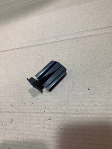 Направляющая переднего бампера 51117296308 BMW