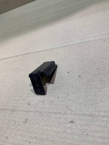 51117296308 BMW Направляющая переднего бампера купить в Каменское