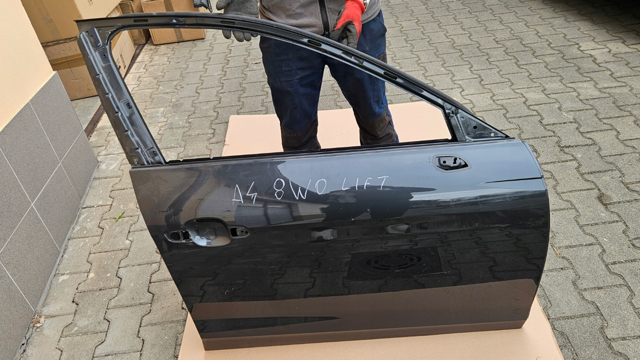 VAG 8W0831052C Дверь передняя правая в наличии Тернополь