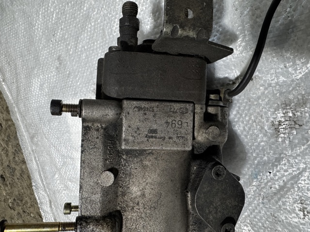 Насос топливный высокого давления (ТНВД) 0460404980 BOSCH