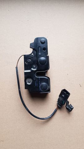 Замок крышки капота 4L0823509 VAG